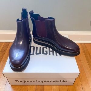Cougar Kensington Plum Rain Boot Size 8
